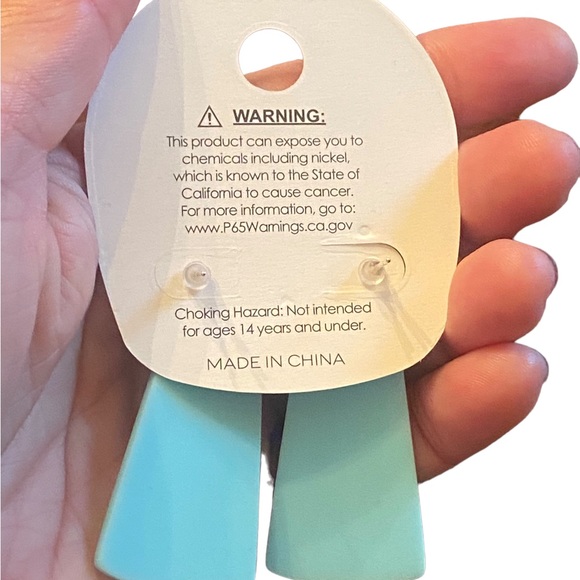 Acrylic Mint Green Daisy Print Earrings - Picture 3 of 4